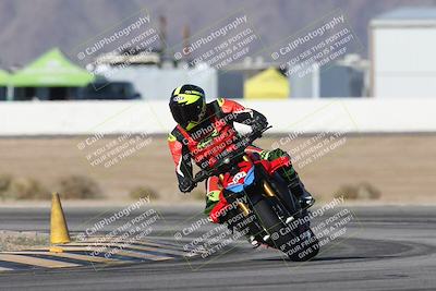 media/Jan-15-2026-Racers Edge (Thu) [[dfebeb70ab]]/3-B Group/Session 1 Turn 15/